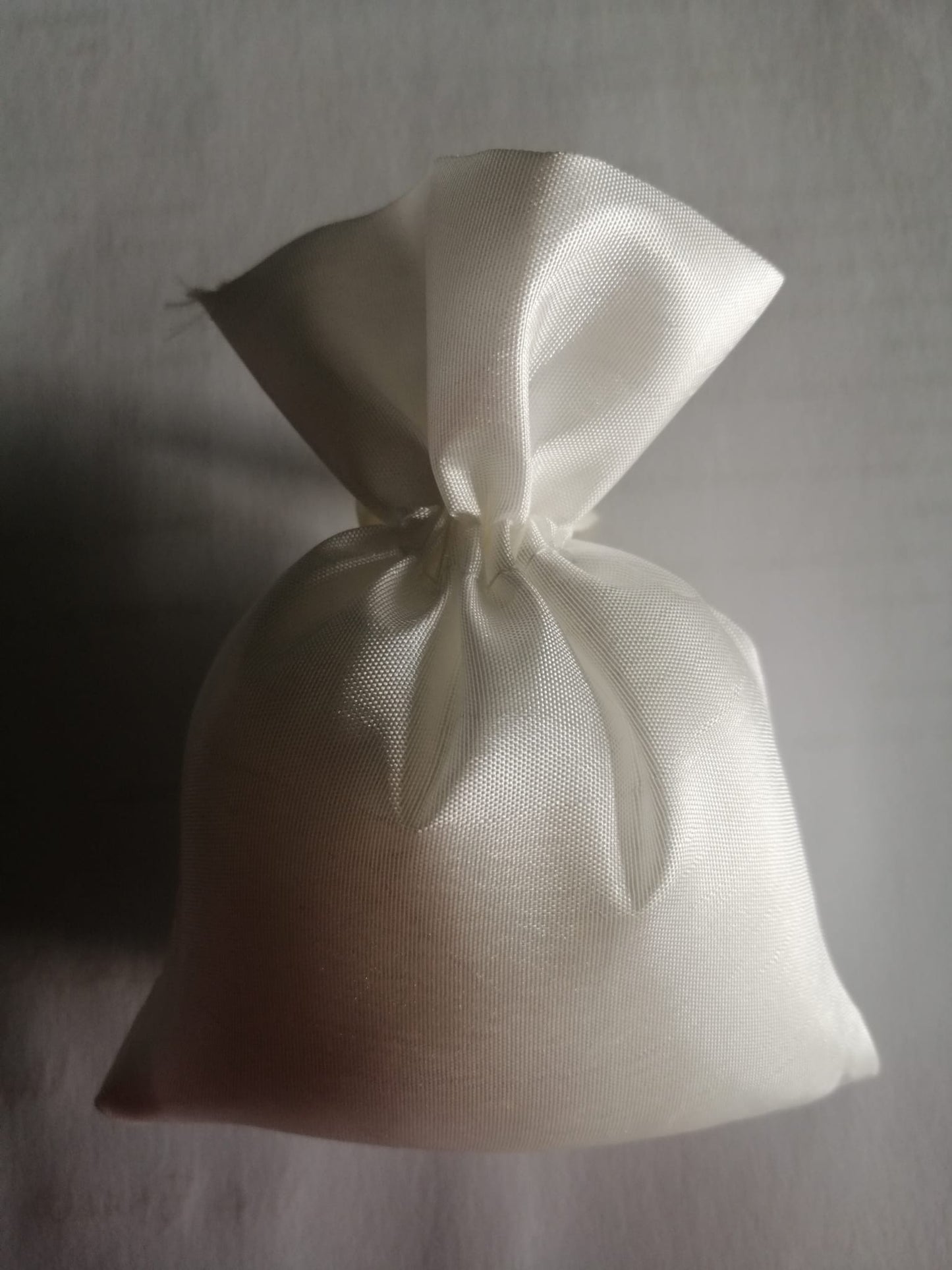 Set 5 bomboniera porcellana cavallo a dondolo bianco con confezione