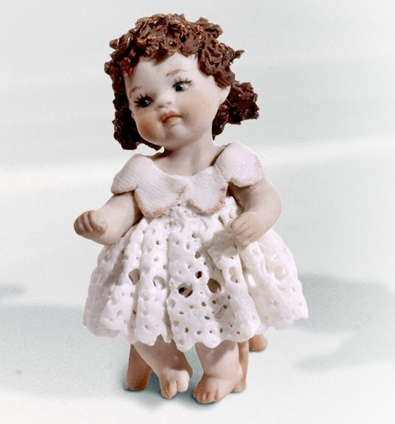 Lia - Bambola in porcellana della linea Sibania