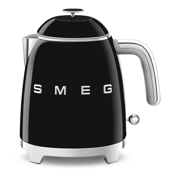 Smeg mini bollitore di colore nero