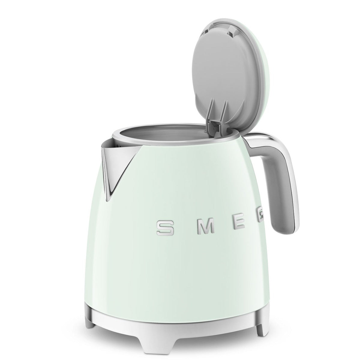 Smeg mini bollitore di colore verde pastello